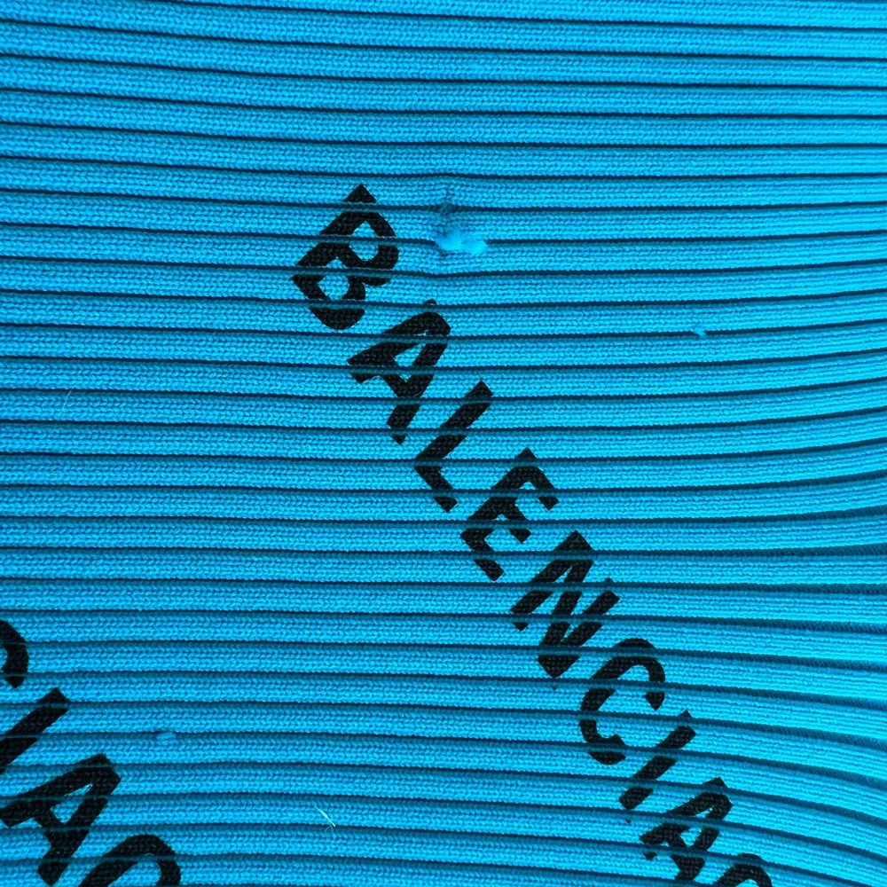BALENCIAGA LONG-SLEEVE - Picture 4 of 5